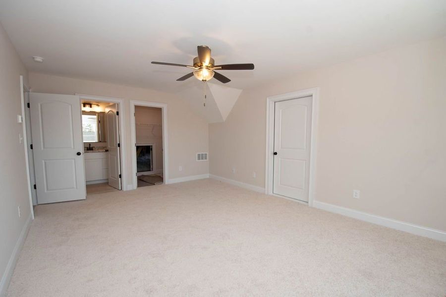 Spacious, unfurnished interior of a new home in Highgate, Newnan (Image 7). Spacious, unfurnished interior of a new home in Highgate, Newnan (Image 7).