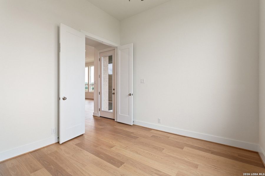 Spacious, unfurnished interior of a new home in Homestead, Schertz (Image 22).