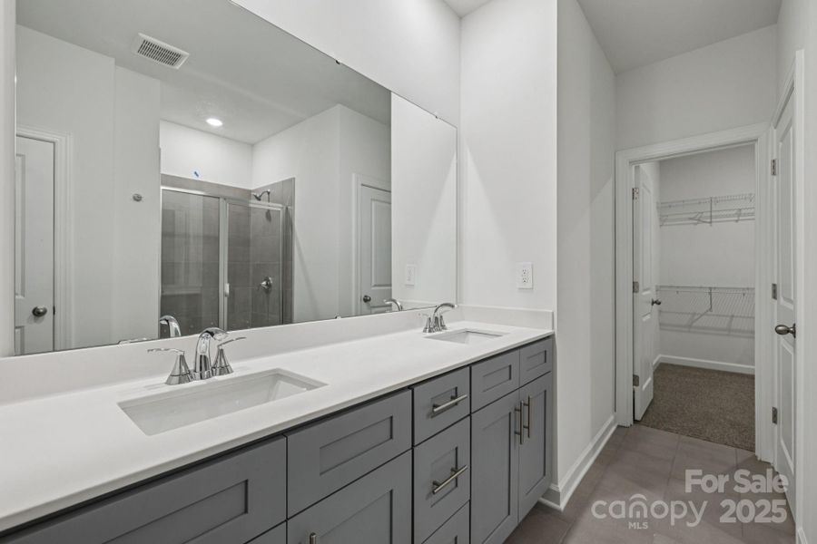 Photo is not of the actual home, but is an inspirational photo of builder’s model home Photo is not of the actual home, but is an inspirational photo of builder’s model home