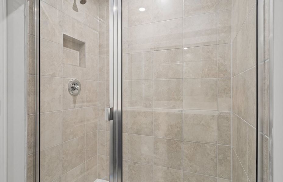 Close-up of interior finishes inside a home in Crestview, Spartanburg (Image 11).