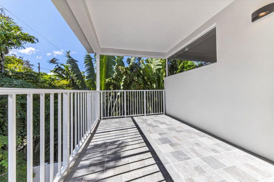 Exterior details and patio area of a home in , Fort Lauderdale (Image 30).