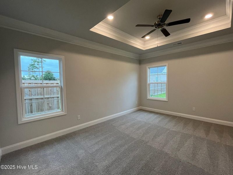 Spacious, unfurnished interior of a new home in Palmetto Creek, Bolivia (Image 17).