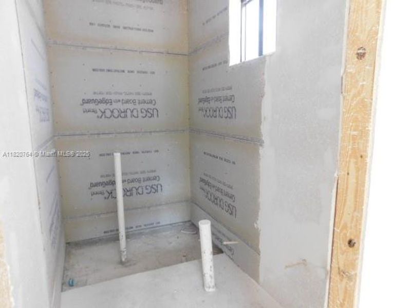 Spacious, unfurnished interior of a new home in , Clewiston (Image 23).