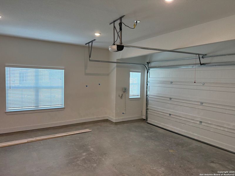 Spacious, unfurnished interior of a new home in Mesa Western, Cibolo (Image 13). Spacious, unfurnished interior of a new home in Mesa Western, Cibolo (Image 13).