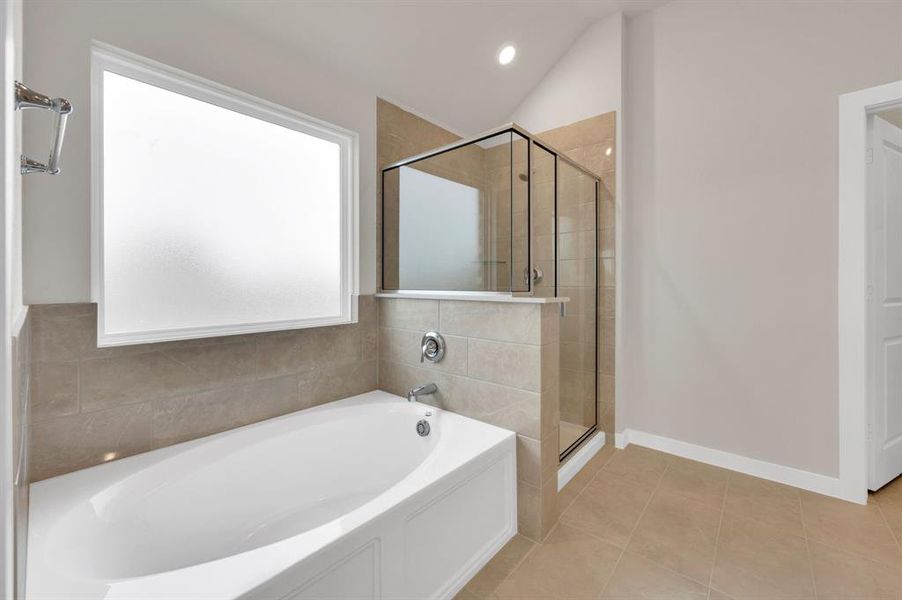 Furnished interior view inside a new home in Mercer Meadows, Royse City (Image 8).