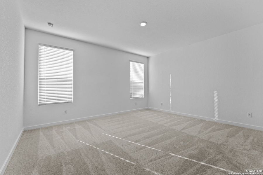 Spacious, unfurnished interior of a new home in , New Braunfels (Image 19). Spacious, unfurnished interior of a new home in , New Braunfels (Image 19).