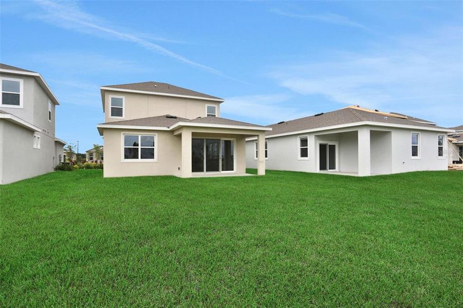 Exterior details and patio area of a home in Turnleaf, Punta Gorda (Image 26).