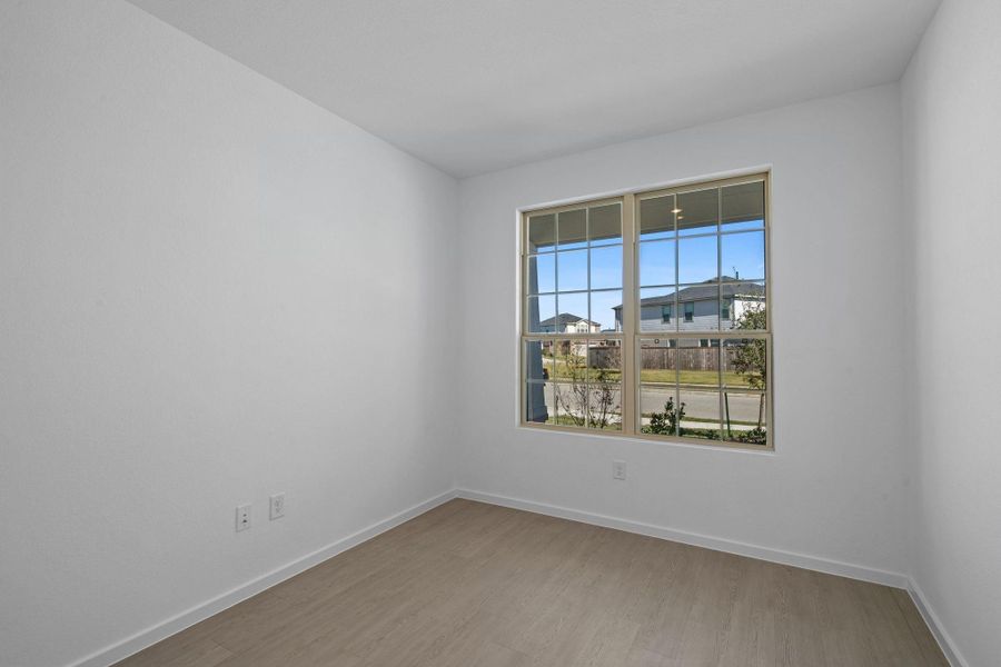 Spacious, unfurnished interior of a new home in Crosby Farms, Crosby (Image 19).