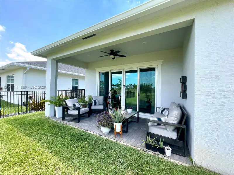 Exterior details and patio area of a home in , Port St. Lucie (Image 23).