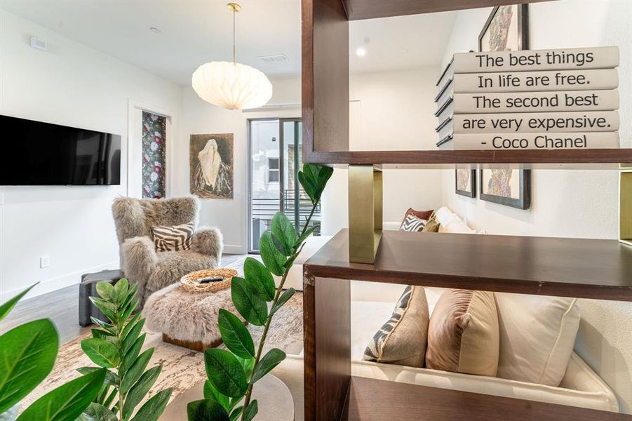 Furnished interior view inside a new home in , Dallas (Image 8).