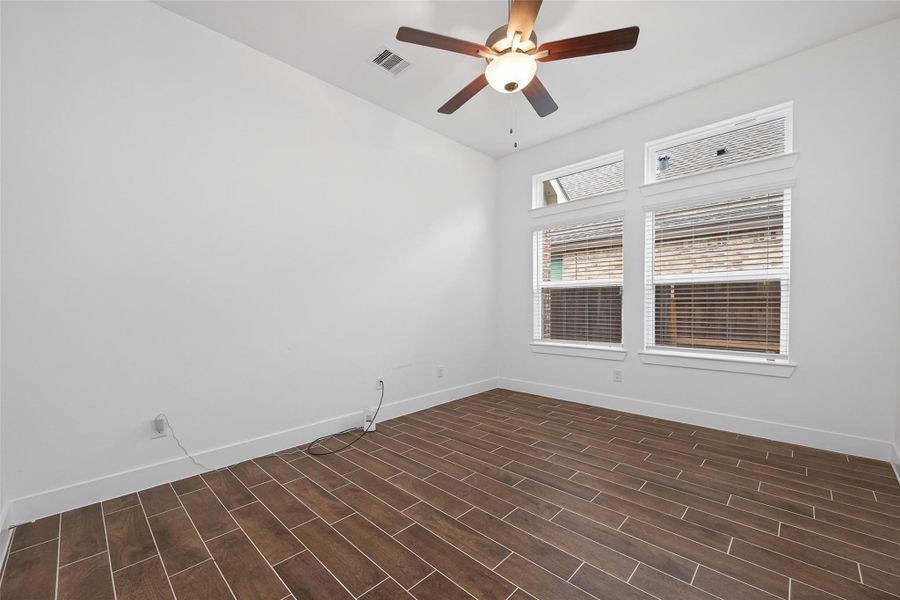 Spacious, unfurnished interior of a new home in Artavia, Conroe (Image 37).