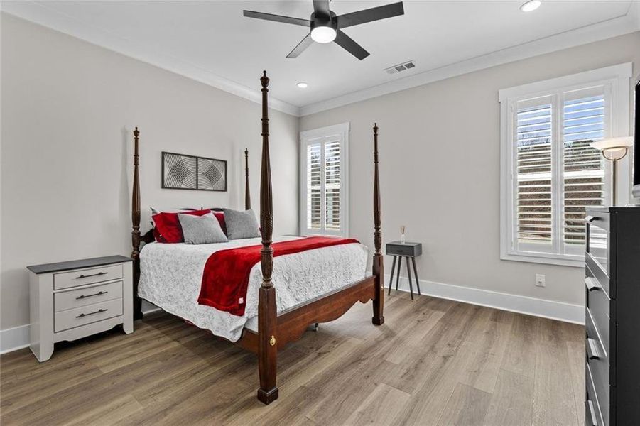 Furnished interior view inside a new home in , Bethlehem (Image 37).