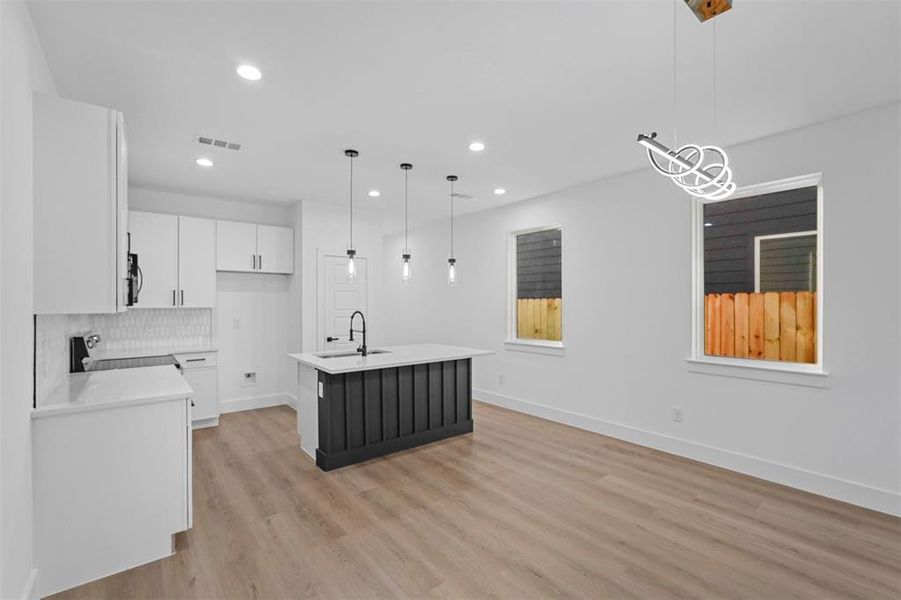 Furnished interior view inside a new home in , Dallas (Image 9).