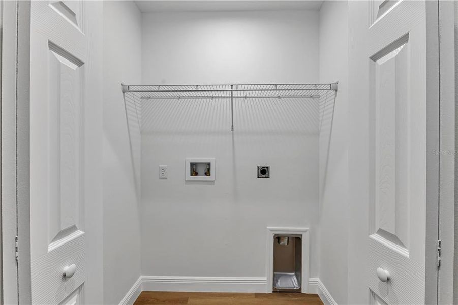 Spacious, unfurnished interior of a new home in , Orange City (Image 13).