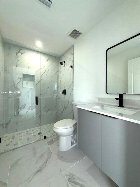 Furnished interior view inside a new home in , Lehigh Acres (Image 8).