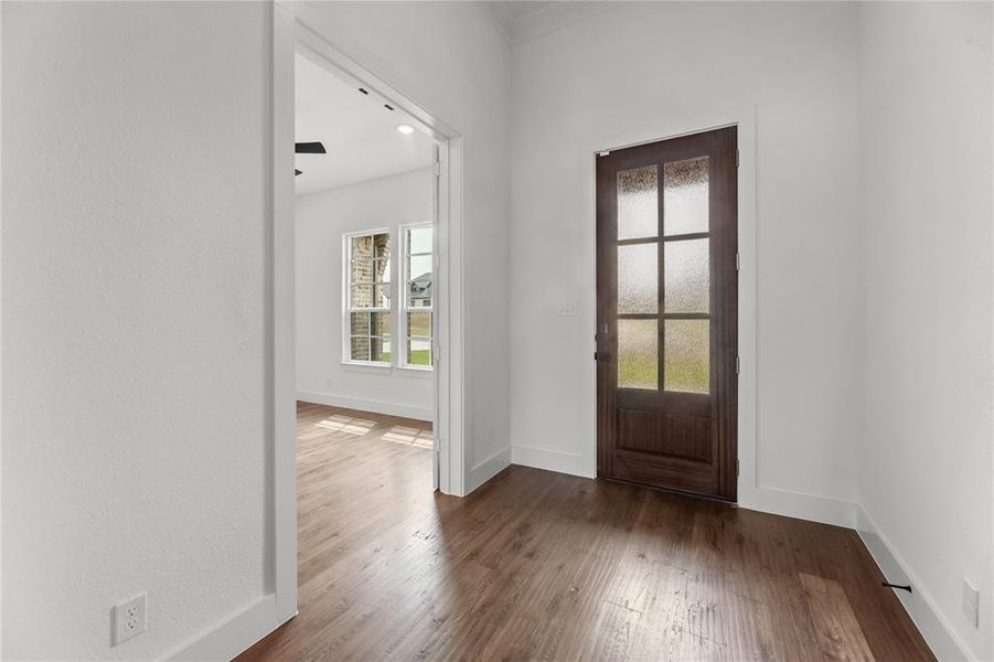 Spacious, unfurnished interior of a new home in King Crossing Estates, Van Alstyne (Image 21).