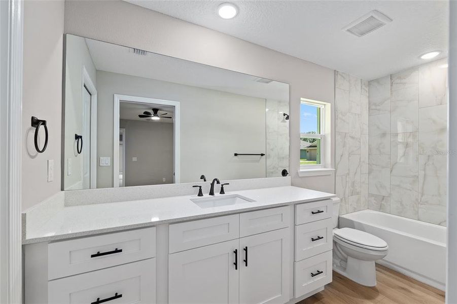 lots of counter space and a tub/shower combo