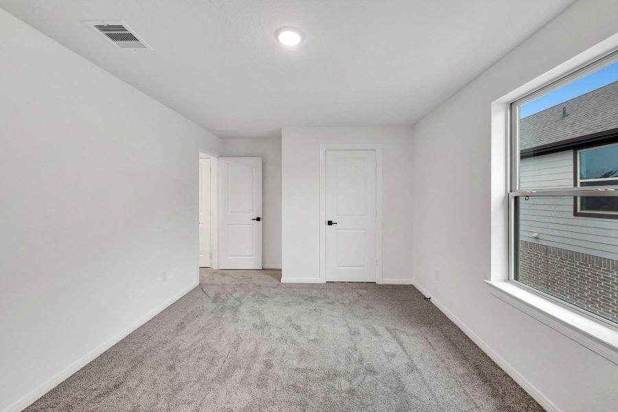 Spacious, unfurnished interior of a new home in Escondido - Terrace Collection, Magnolia (Image 20).