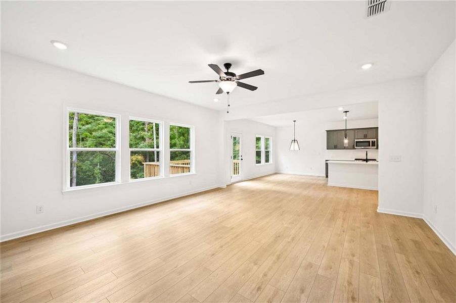 Spacious, unfurnished interior of a new home in Creekside, Dawsonville (Image 22). Spacious, unfurnished interior of a new home in Creekside, Dawsonville (Image 22).