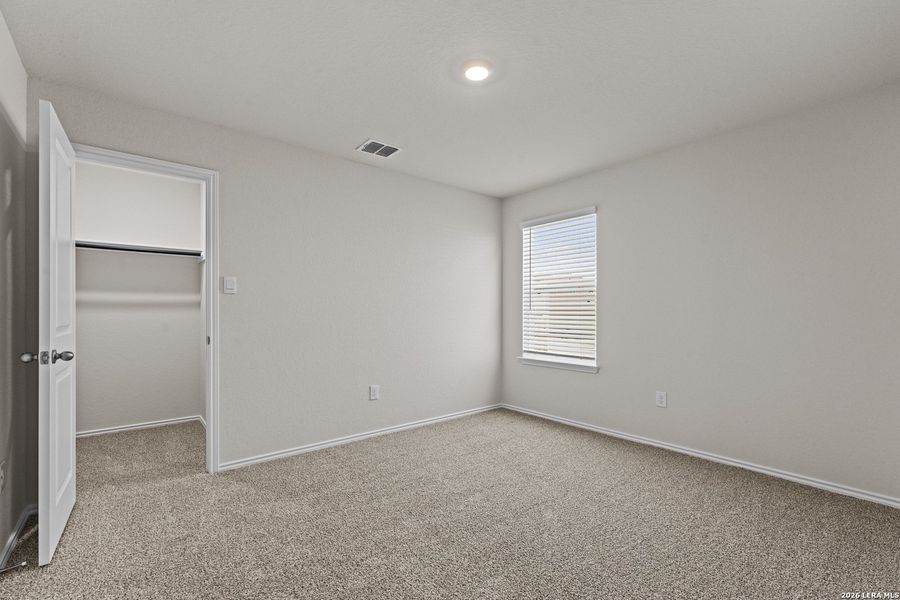 Spacious, unfurnished interior of a new home in High Garden, Comfort (Image 22).