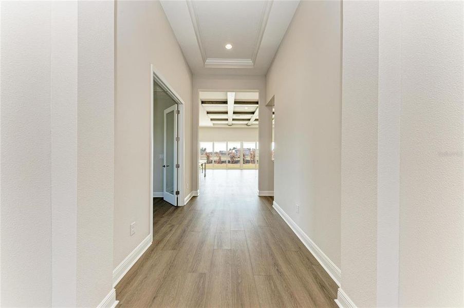 Spacious, unfurnished interior of a new home in Two Rivers, Zephyrhills (Image 17).