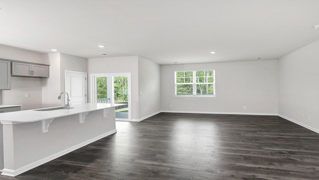 Spacious, unfurnished interior of a new home in Sease's Pond, Gilbert (Image 15). Spacious, unfurnished interior of a new home in Sease's Pond, Gilbert (Image 15).