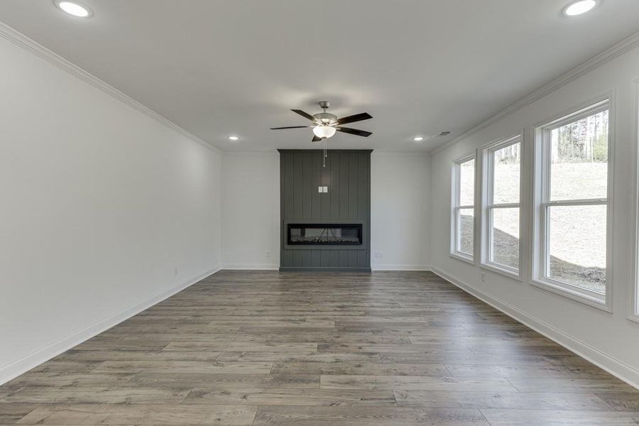 Spacious, unfurnished interior of a new home in , Commerce (Image 36).