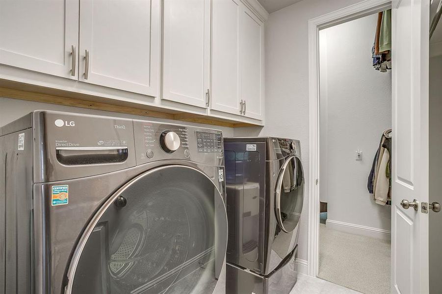 Close-up of interior finishes inside a home in M3 Ranch 60s, Mansfield (Image 21).