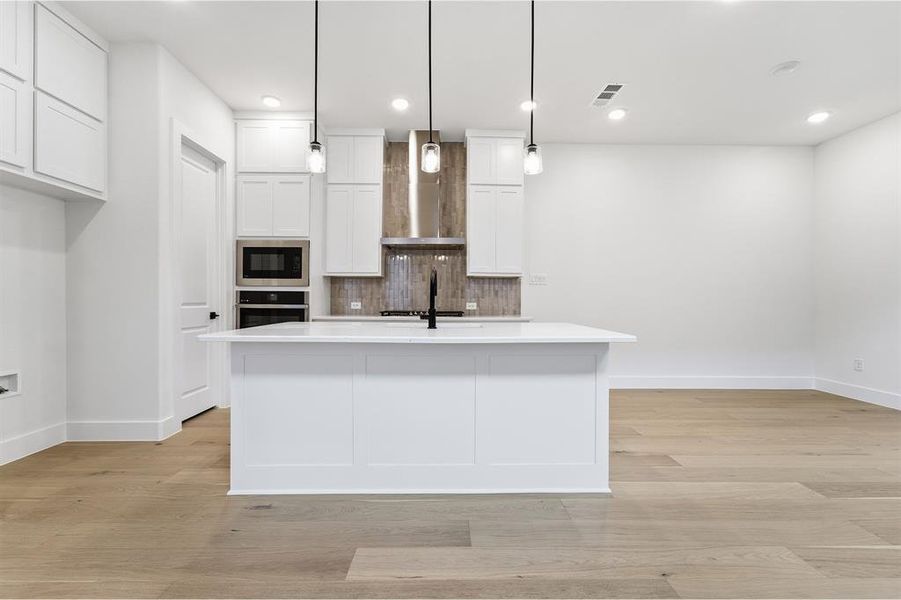 Furnished interior view inside a new home in Craig Ranch, McKinney (Image 12).