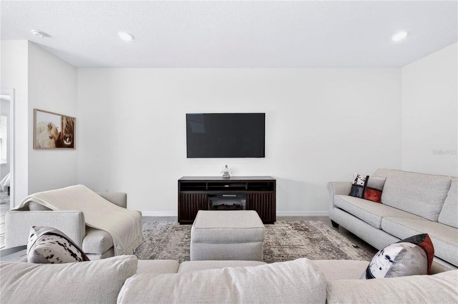 Furnished interior view inside a new home in , Ocala (Image 28).