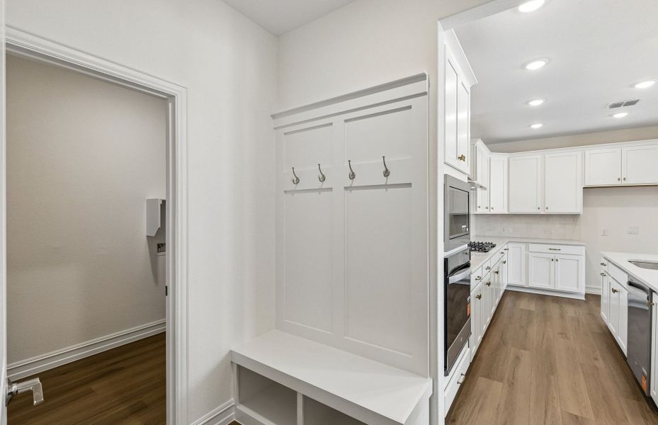 Furnished interior view inside a new home in Creekview Meadows, Pilot Point (Image 4).