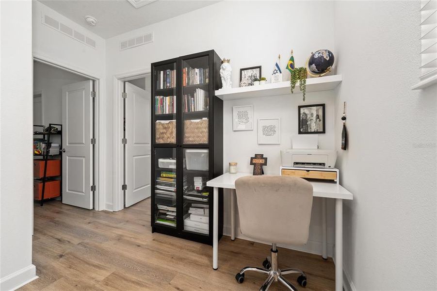 Furnished interior view inside a new home in Bridgewalk, St. Cloud (Image 14). Furnished interior view inside a new home in Bridgewalk, St. Cloud (Image 14).