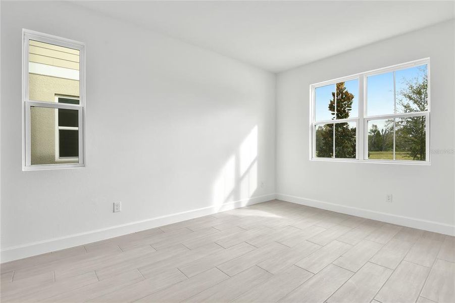 Spacious, unfurnished interior of a new home in , Tavares (Image 11).