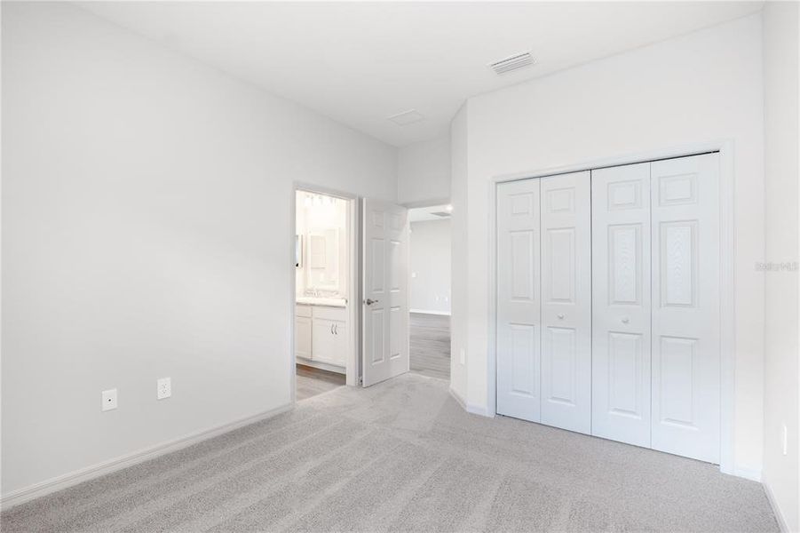 Spacious, unfurnished interior of a new home in Cypress Ridge Ranch, Wimauma (Image 19).