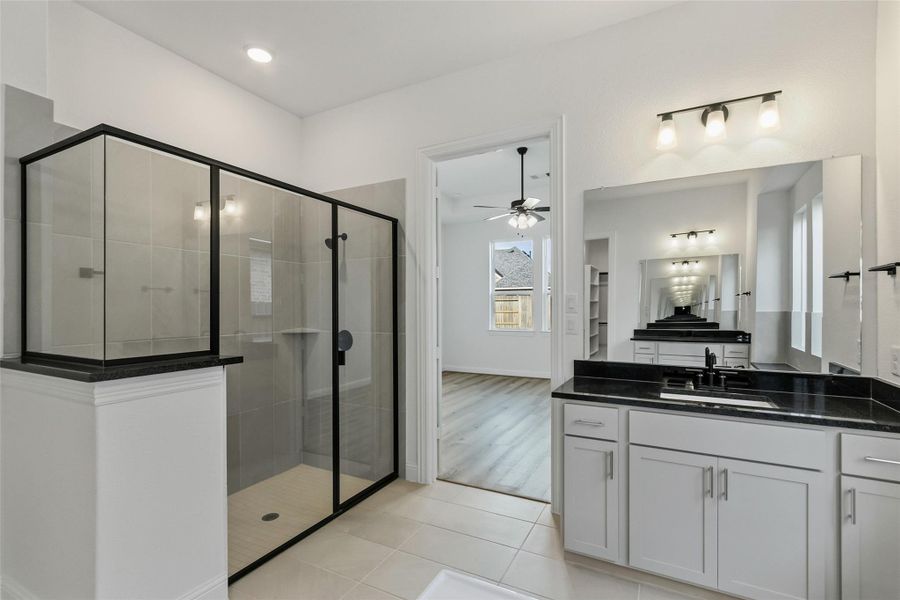 Furnished interior view inside a new home in Brookewater, Rosenberg (Image 12).