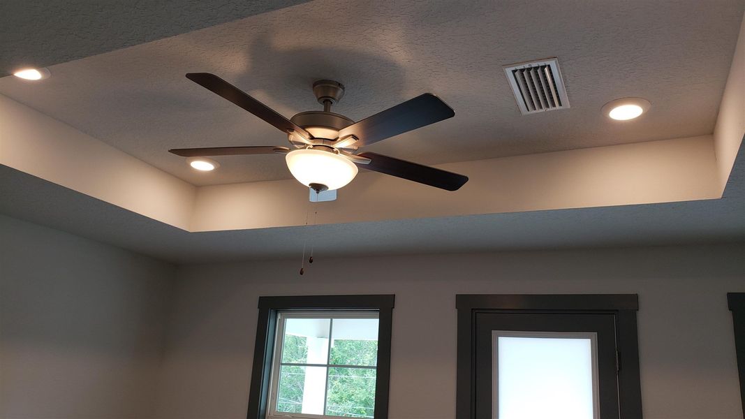 Representative unfurnished interior of a home built from the Plan 1808 by Adams Homes in Downtown Pensacola, Pensacola (Image 14).