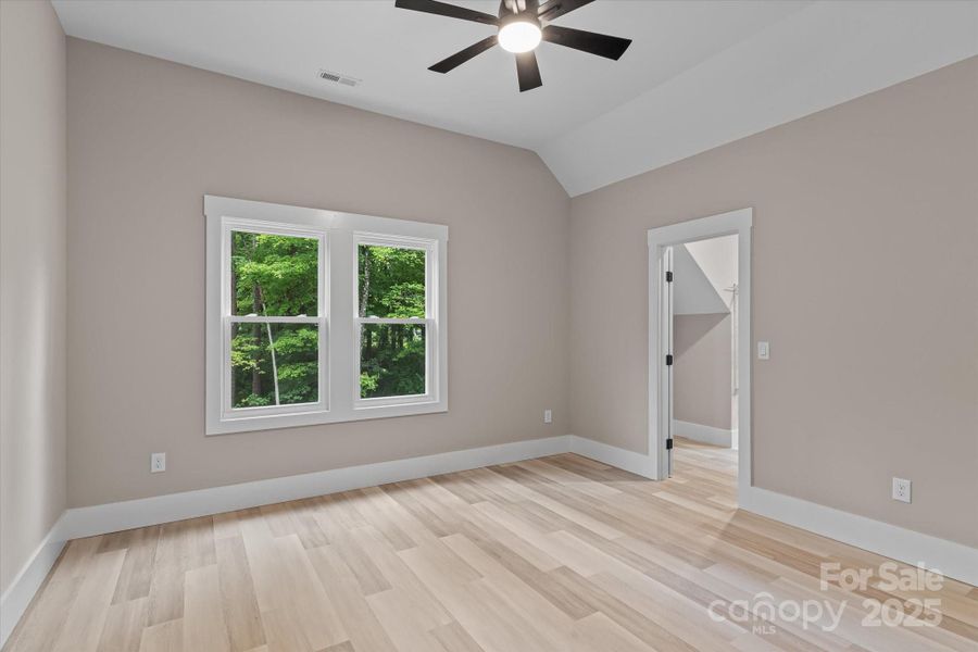 large 2nd Bedroom w/walk0in Closet