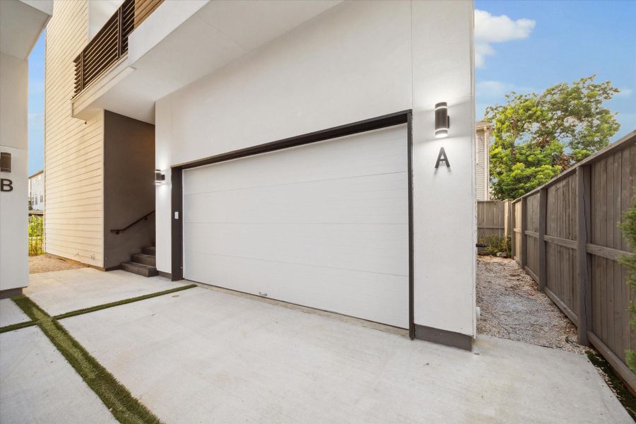 Oversized 2 car garage Oversized 2 car garage