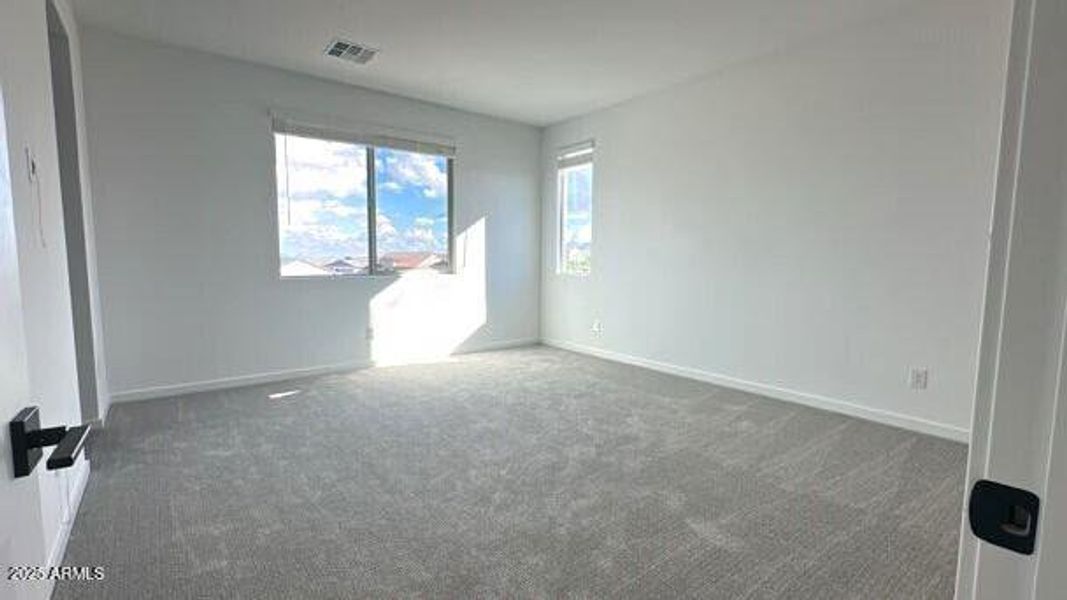 Large bedrooms Large bedrooms