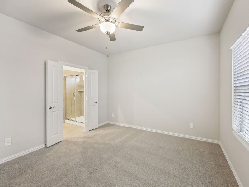 Spacious, unfurnished interior of a new home in Parks at Foster Crossing - Spring Series, Anna (Image 15).