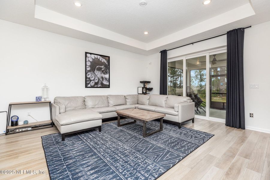 Furnished interior view inside a new home in Hyland Trail, Green Cove Springs (Image 27). Furnished interior view inside a new home in Hyland Trail, Green Cove Springs (Image 27).