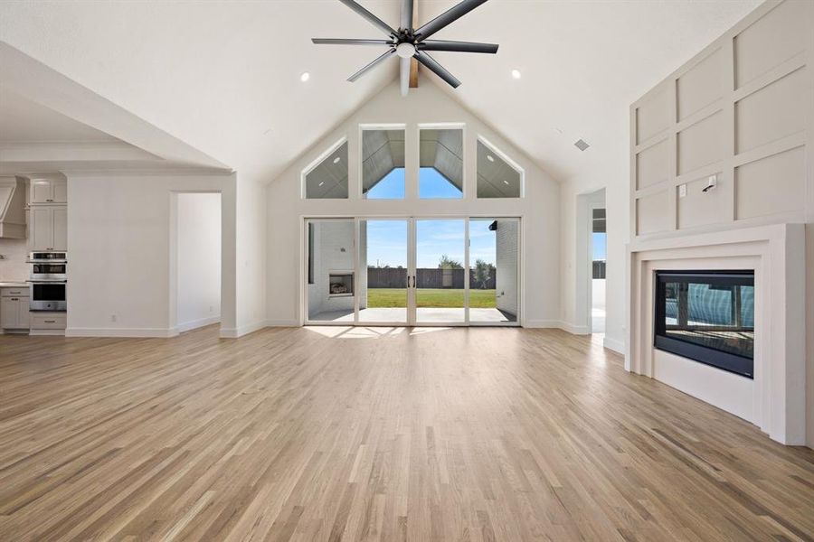 Spacious, unfurnished interior of a new home in NorthGlen, Haslet (Image 30).