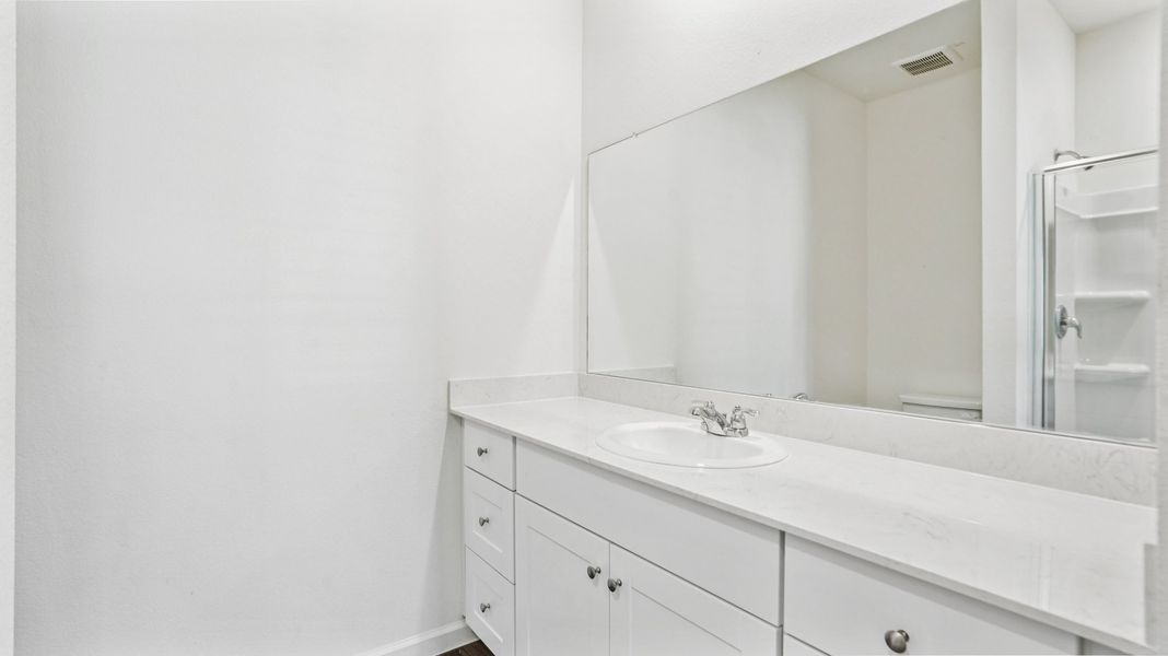 Representative furnished interior of a home built from the Jupiter by Starlight Homes in Castlewood South, Taylor (Image 10). Representative furnished interior of a home built from the Jupiter by Starlight Homes in Castlewood South, Taylor (Image 10).