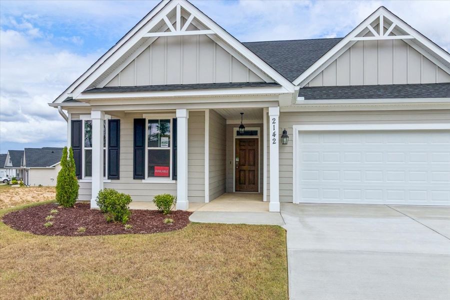 Exterior details and patio area of a home in Sinclair at Crawford Creek, Grovetown (Image 3).