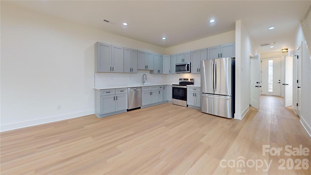 Image 29 of a home in .