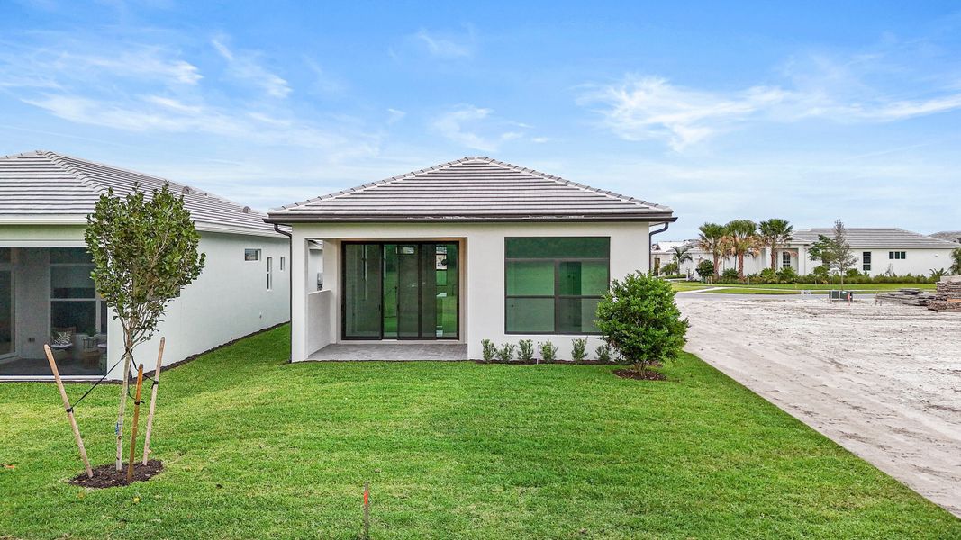 Rear Exterior Rear Exterior