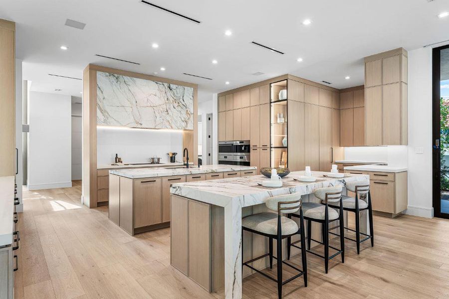 481_Thatch_Palm_Drive_14