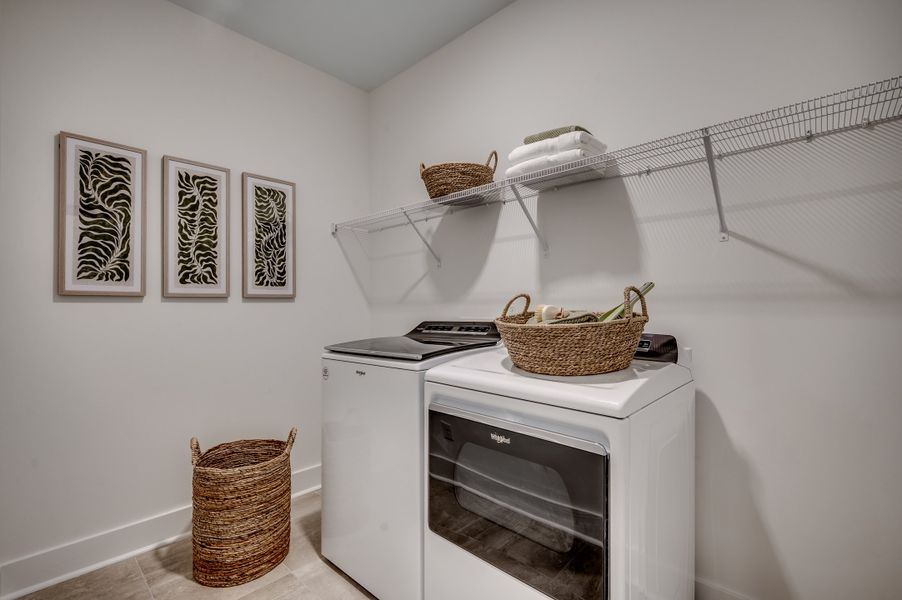 Representative interior finishes for a home built from the Sterling by Beazer Homes in Northbrook, Murrells Inlet (Image 20).