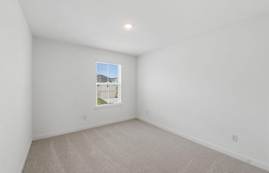 Spacious, unfurnished interior of a new home in Sunfield, Buda (Image 16). Spacious, unfurnished interior of a new home in Sunfield, Buda (Image 16).