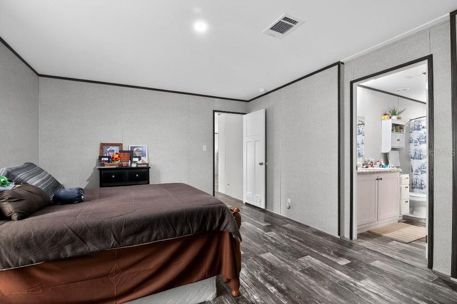 Furnished interior view inside a new home in , Williston (Image 4).